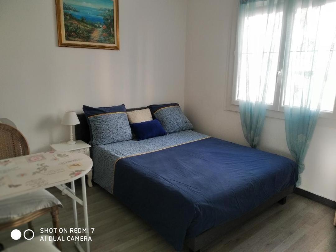 CHAMBRE SPACIEUSE CONFORTABLE,WIFI,Climatisée,près GARE TGV,parking,pt dejeuner Perpignano Esterno foto